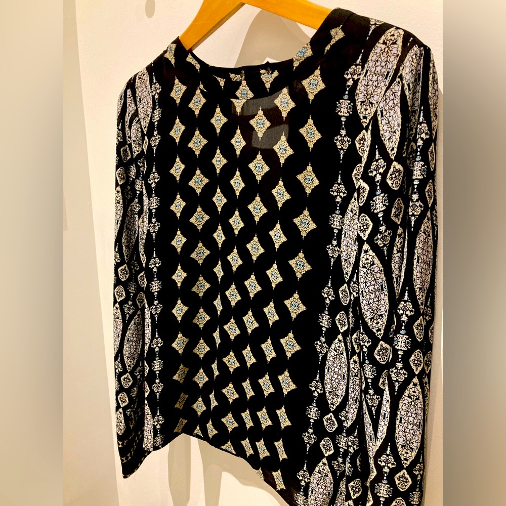 BCBG open back shirt